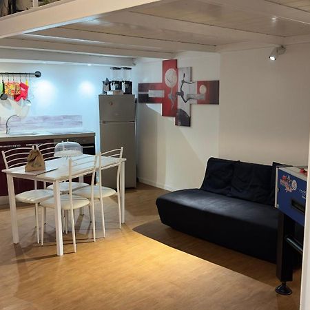Small Mezzanine Apartment Colosseo Roma Dış mekan fotoğraf